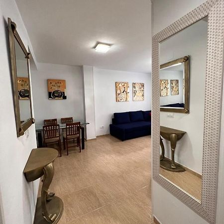 Torremolinos Centro - Beautiful , Newly Renovated 2 Bedroom Apartment Zewnętrze zdjęcie