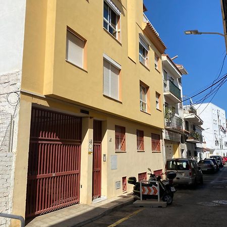 Torremolinos Centro - Beautiful , Newly Renovated 2 Bedroom Apartment Zewnętrze zdjęcie