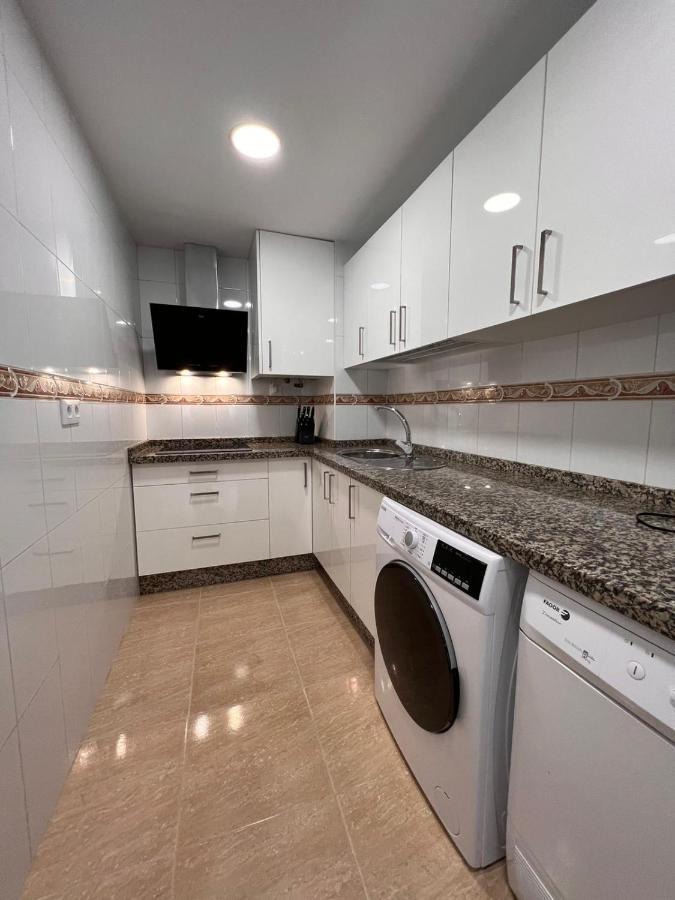 Torremolinos Centro - Beautiful , Newly Renovated 2 Bedroom Apartment Zewnętrze zdjęcie